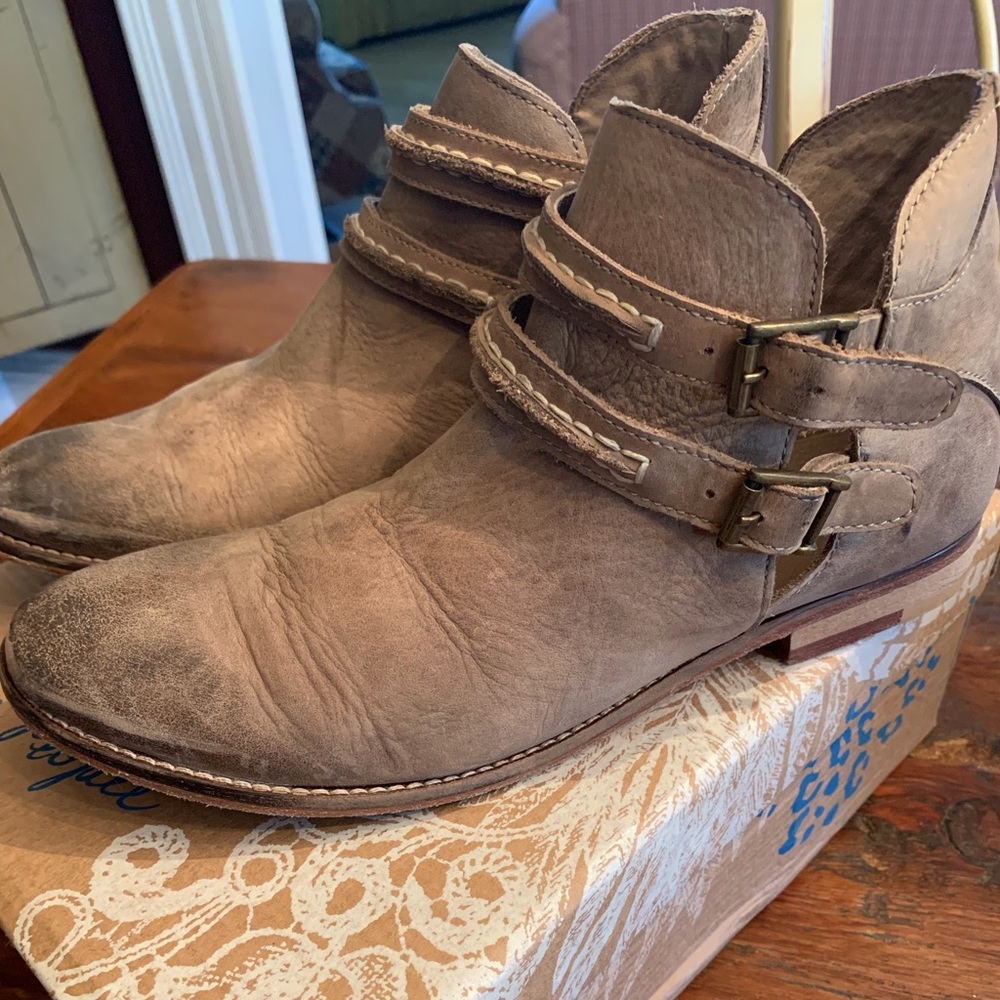Free People Braeburn Ankle Boot 39